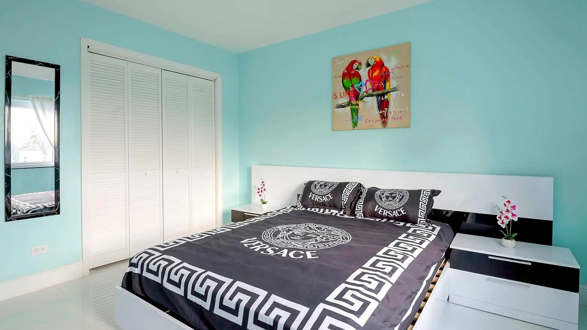 Lovely Apartment Near Beach, Downtown, 24H Security, Pool Nassau