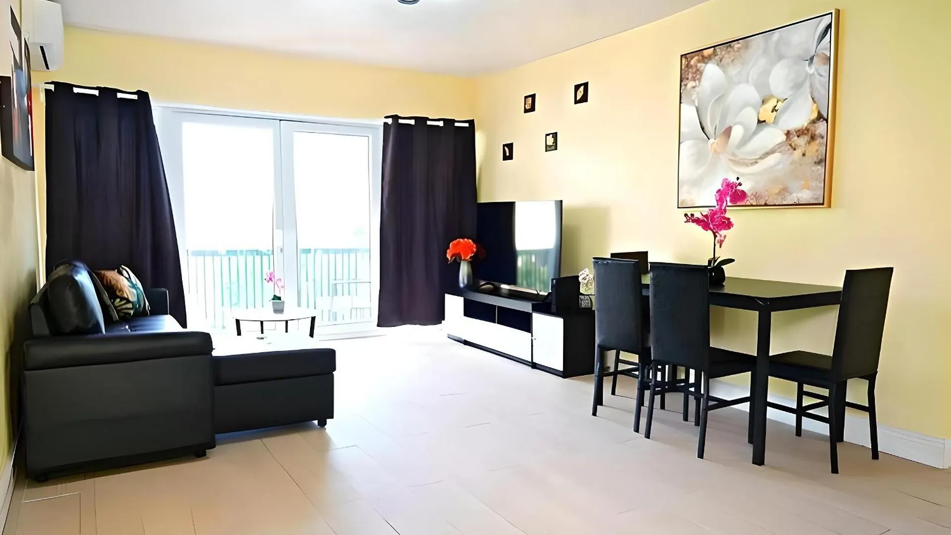 Lovely Apartment Near Beach, Downtown, 24H Security, Pool Nassau 0*,